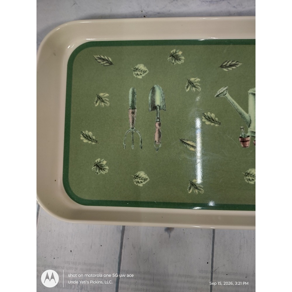 Pfaltzgraff Precidio Melamine Garden Serving Tray Green Watering Can 14 Inch - Picture 3 of 8